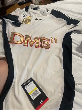 Under Armour White & Black Athletic Team Jersey with Gold Accent